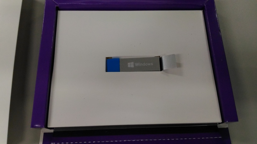 Windows10 USB本体